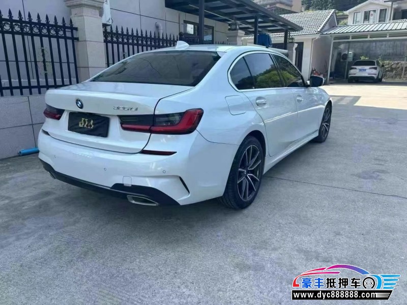 20年宝马3系轿车抵押车出售
