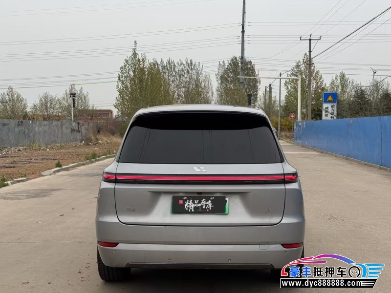 23年理想L9轿车抵押车出售