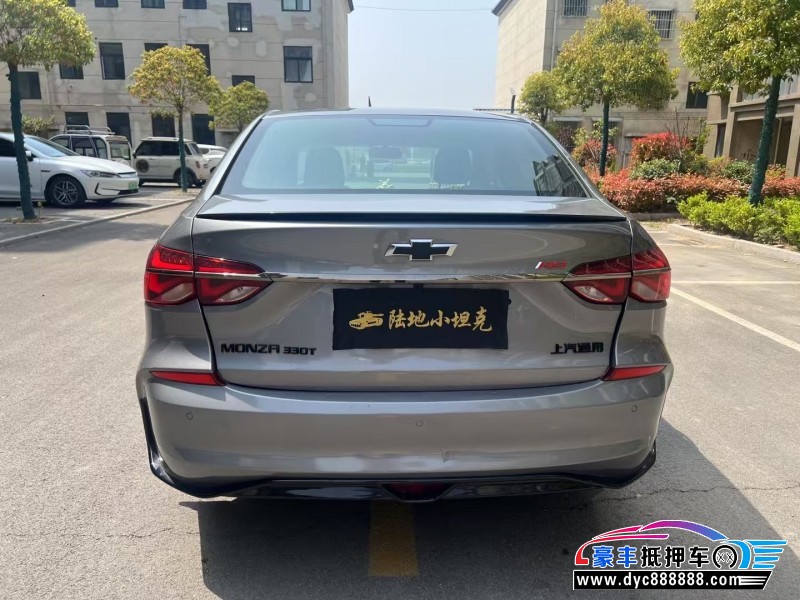 20年雪佛兰科鲁泽轿车抵押车出售