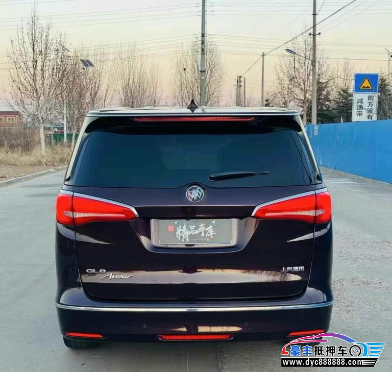 17年别克GL8轿车抵押车出售