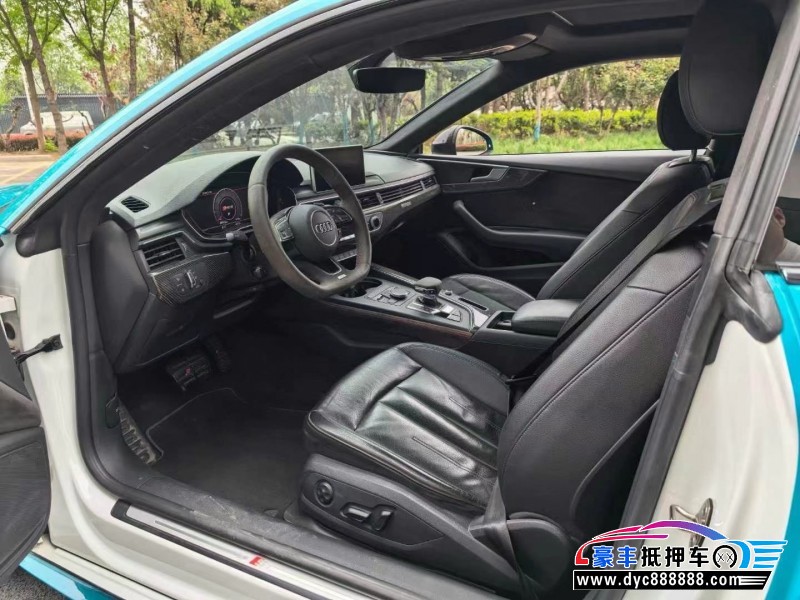 19年奥迪A5轿车抵押车出售