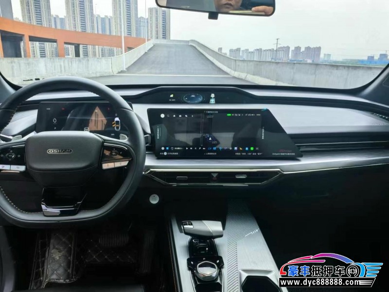 23年长安欧尚Z6轿车抵押车出售