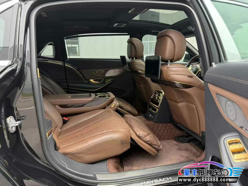 19年奔驰迈巴赫S级轿车抵押车出售