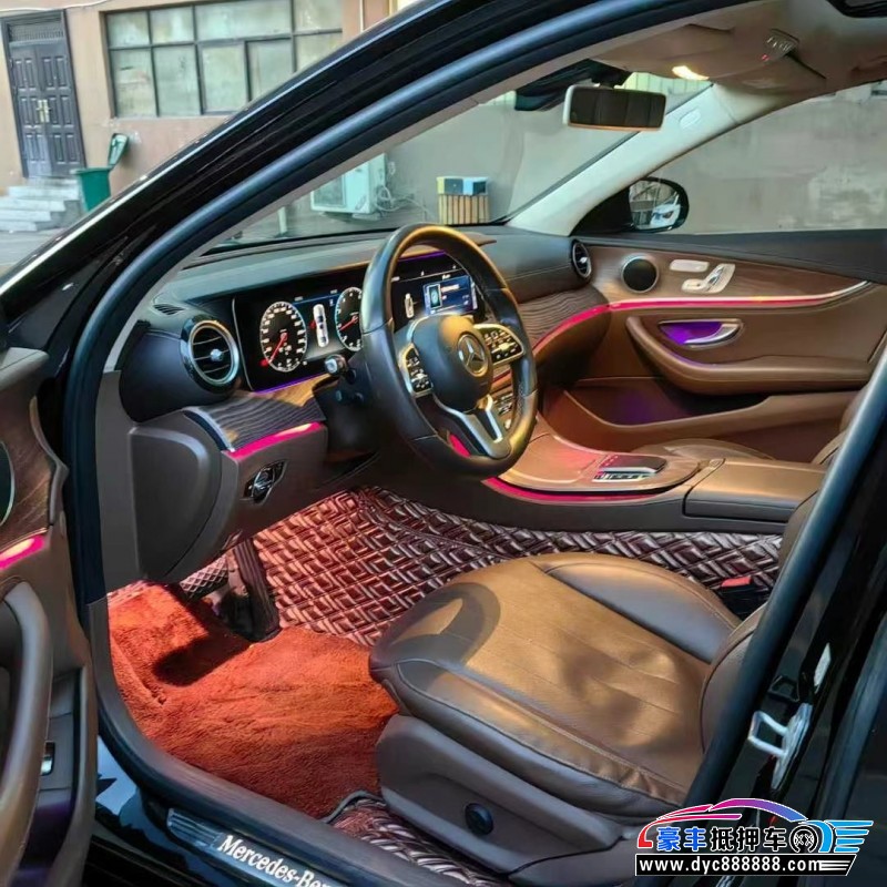 20年奔驰E轿车抵押车出售