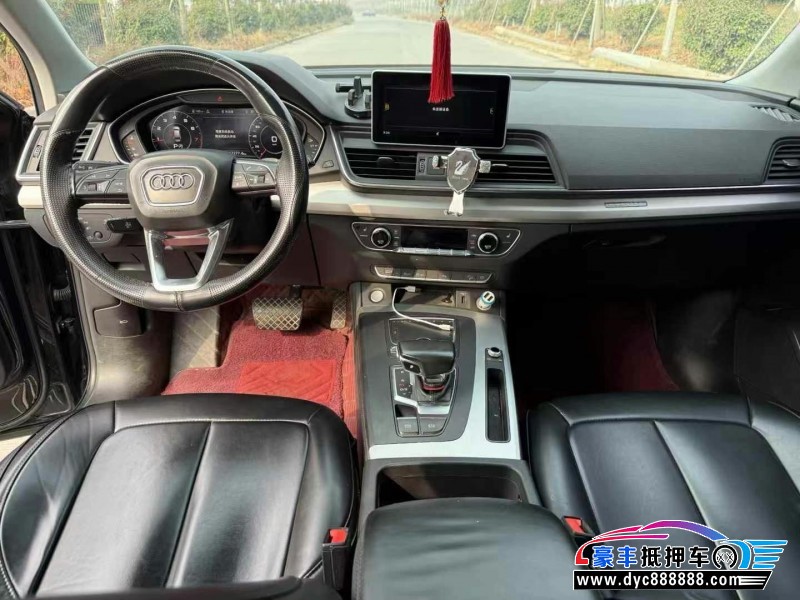 20年奥迪Q5轿车抵押车出售