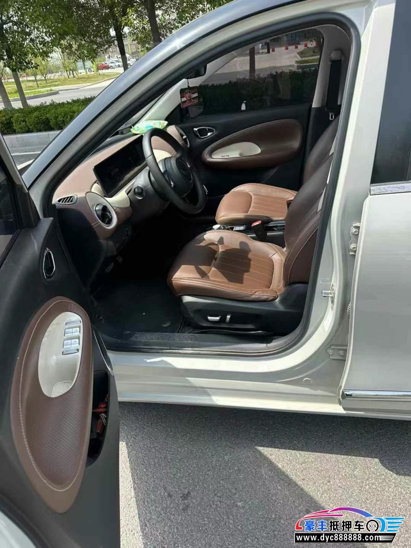 23年五菱缤果轿车抵押车出售