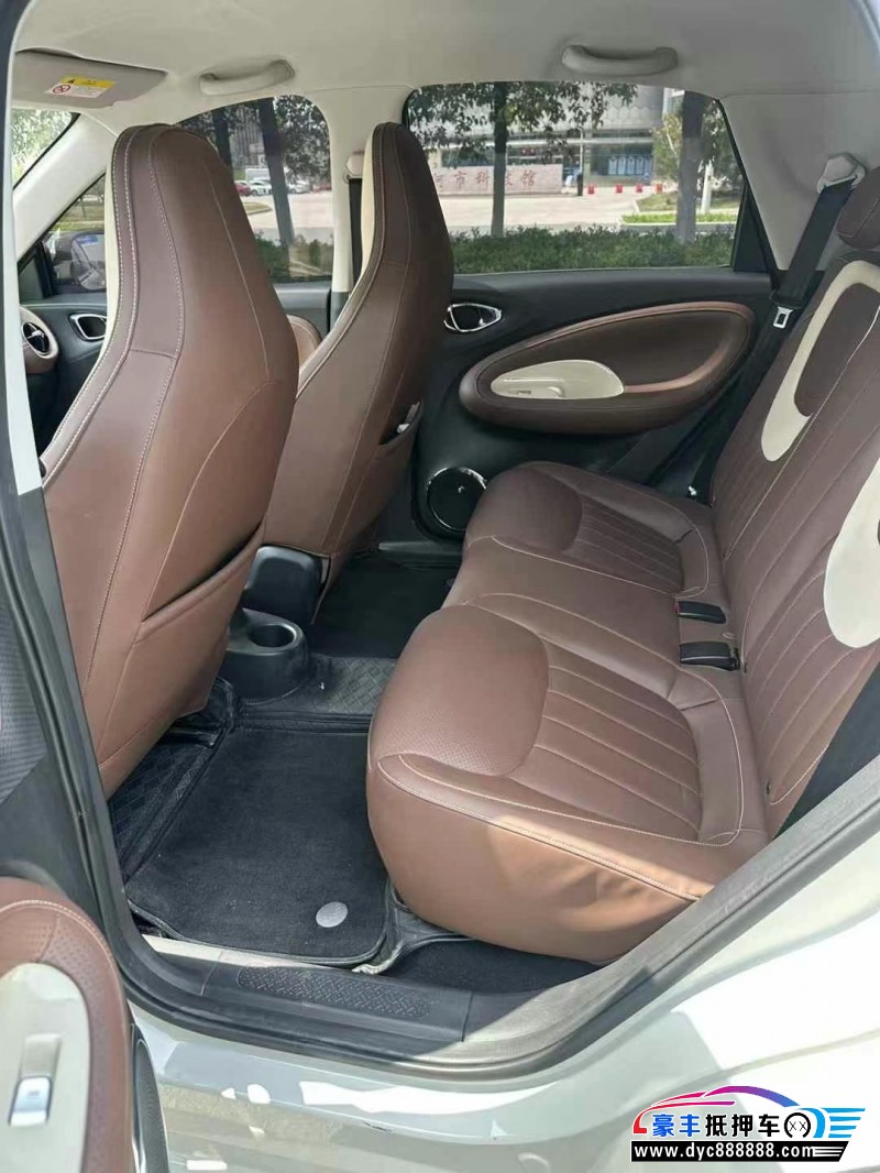 23年五菱缤果轿车抵押车出售