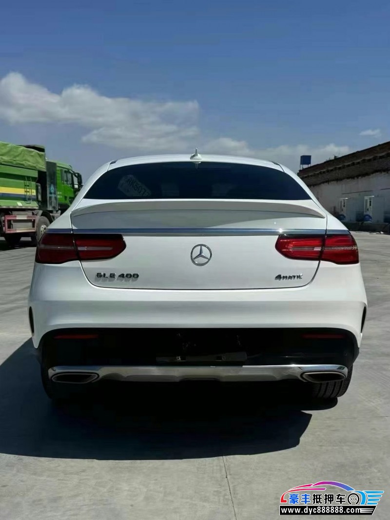 19年奔驰GLE轿车抵押车出售