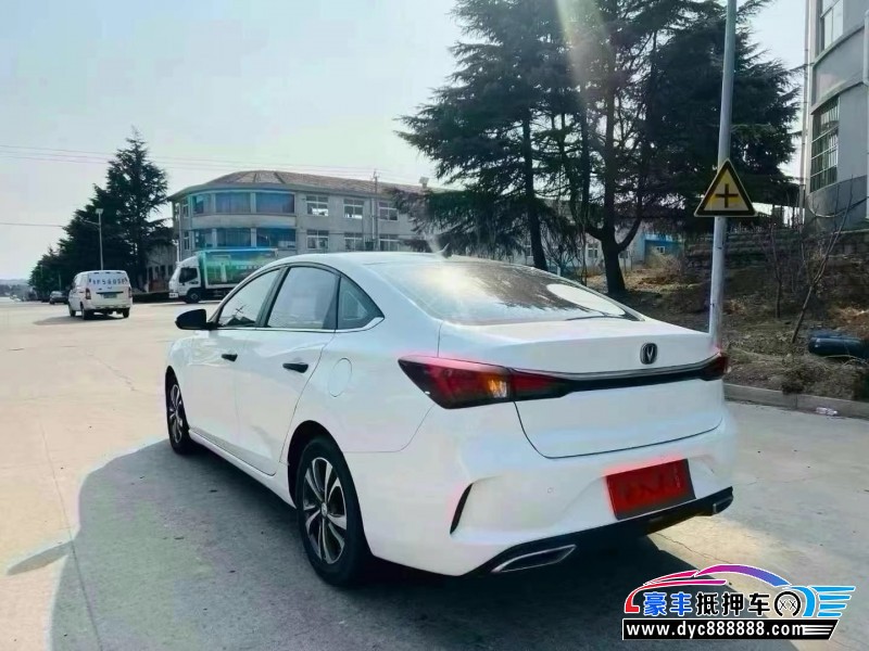 21年长安逸动轿车抵押车出售