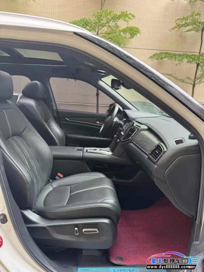 22年本田UR-V轿车抵押车出售