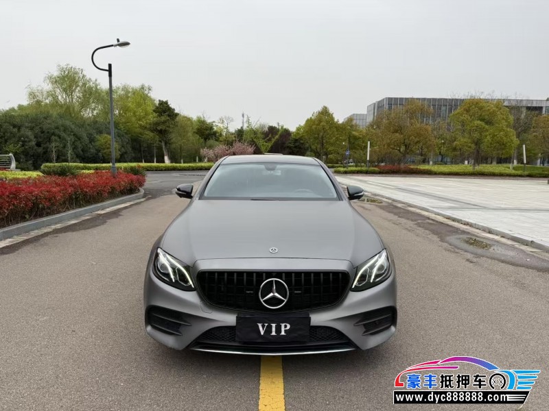 19年奔驰E轿车抵押车出售