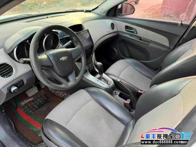 14年雪佛兰科鲁兹轿车抵押车出售