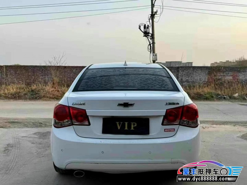 14年雪佛兰科鲁兹轿车抵押车出售