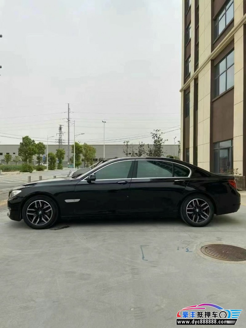 14年宝马7系轿车抵押车出售