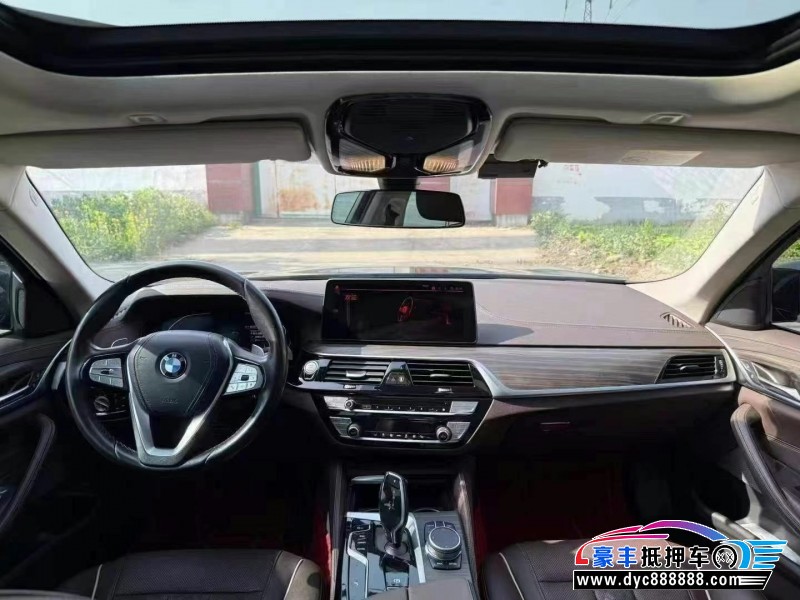 21年宝马5系轿车抵押车出售