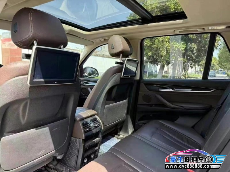 17年宝马X5轿车抵押车出售