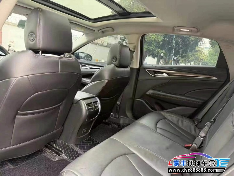 22年别克君越轿车抵押车出售