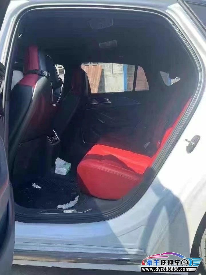 23年红旗H6轿车抵押车出售