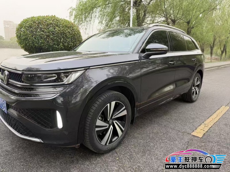 23年大众揽巡轿车抵押车出售