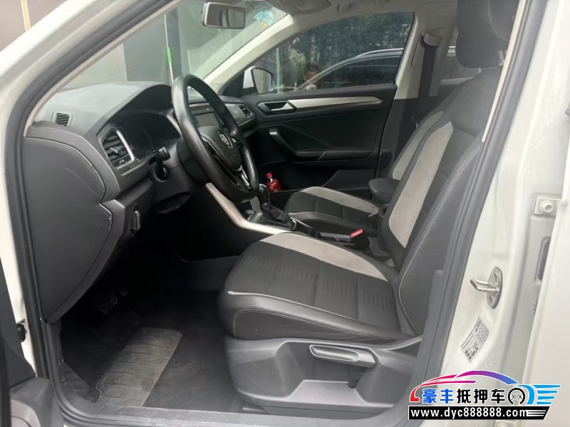 20年大众探歌轿车抵押车出售