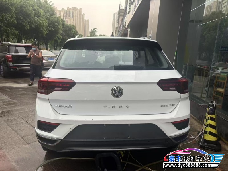 20年大众探歌轿车抵押车出售