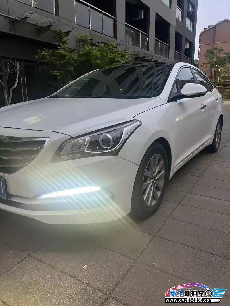 15年现代名图轿车抵押车出售