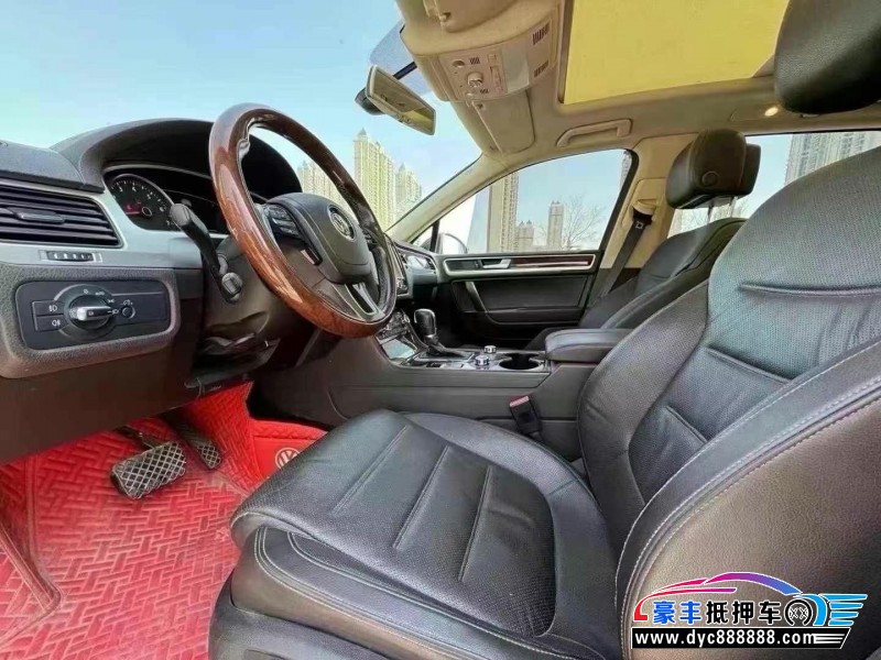 15年大众途锐SUV抵押车出售