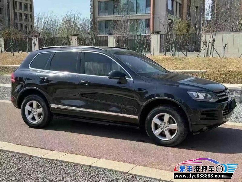 15年大众途锐SUV抵押车出售