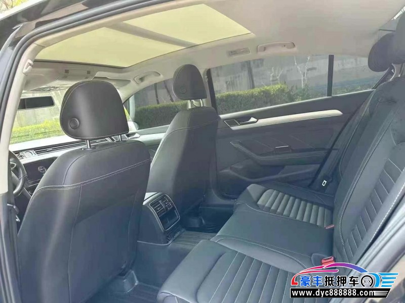 24年大众迈腾轿车抵押车出售