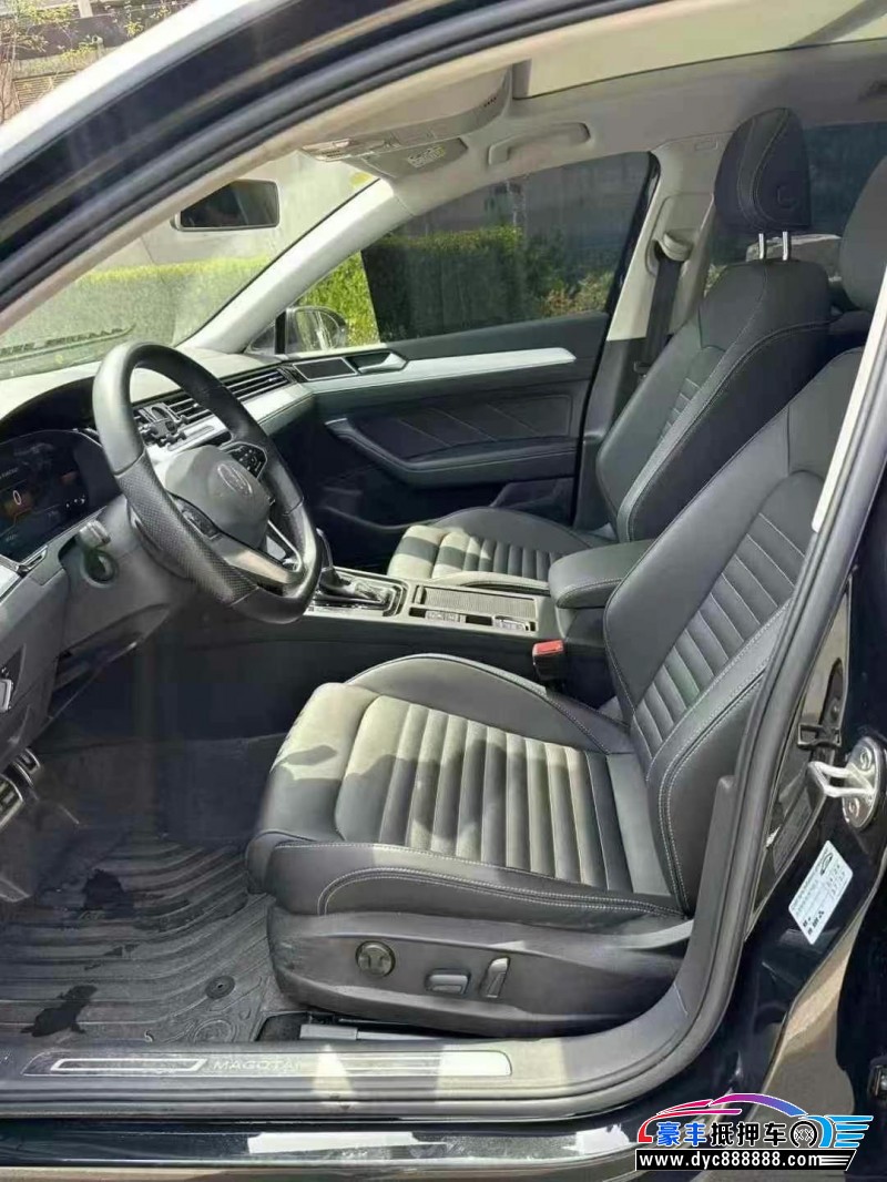 24年大众迈腾轿车抵押车出售