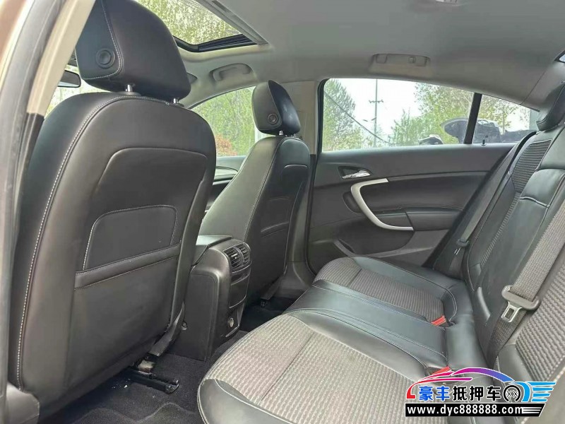 16年别克君威轿车抵押车出售