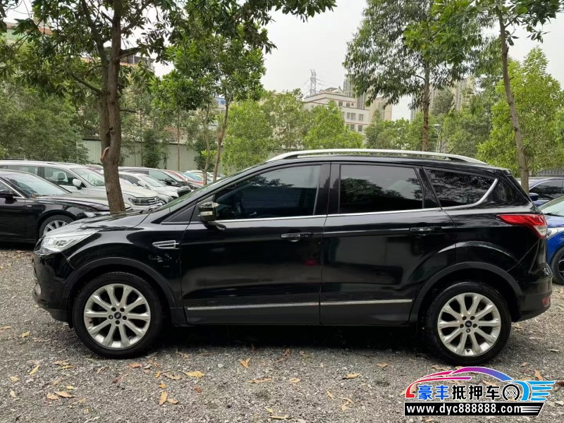 15年福特翼虎轿车抵押车出售