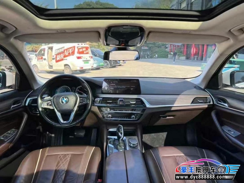 18年宝马5系轿车抵押车出售