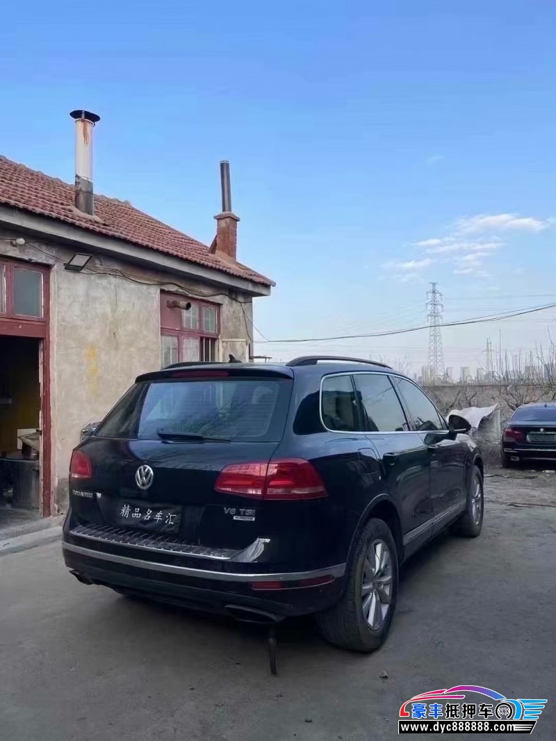 16年大众途锐轿车抵押车出售