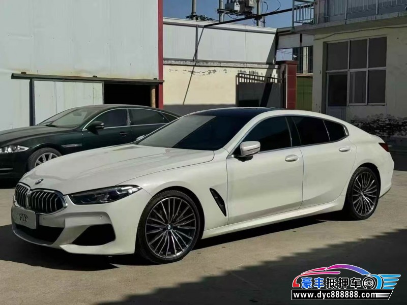 20年宝马8系轿车抵押车出售