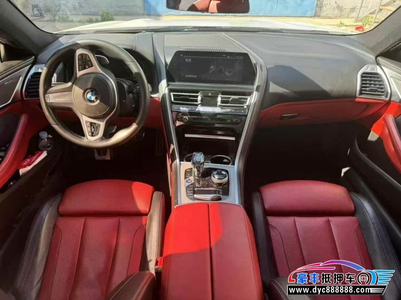 20年宝马8系轿车抵押车出售