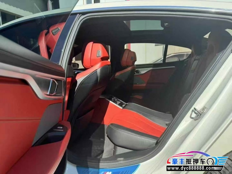 20年宝马8系轿车抵押车出售