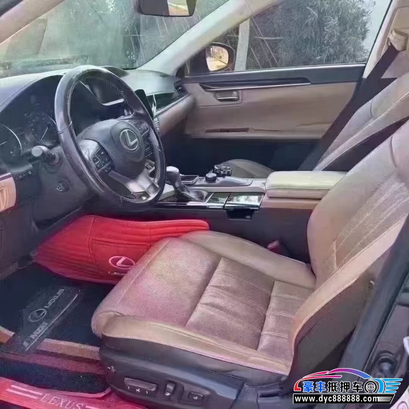16年雷克萨斯ES轿车抵押车出售