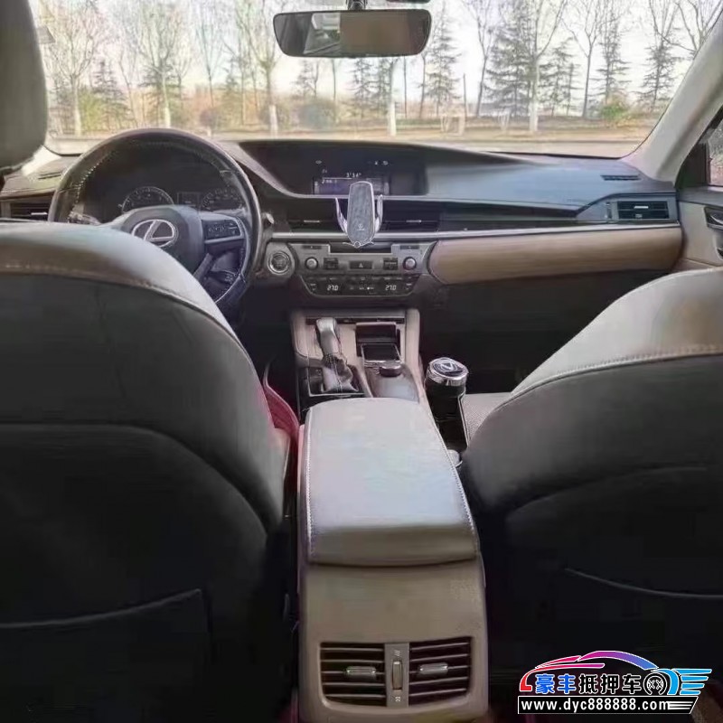 16年雷克萨斯ES轿车抵押车出售