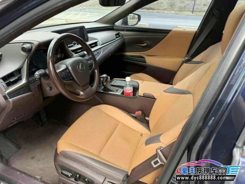 21年雷克萨斯ES轿车抵押车出售