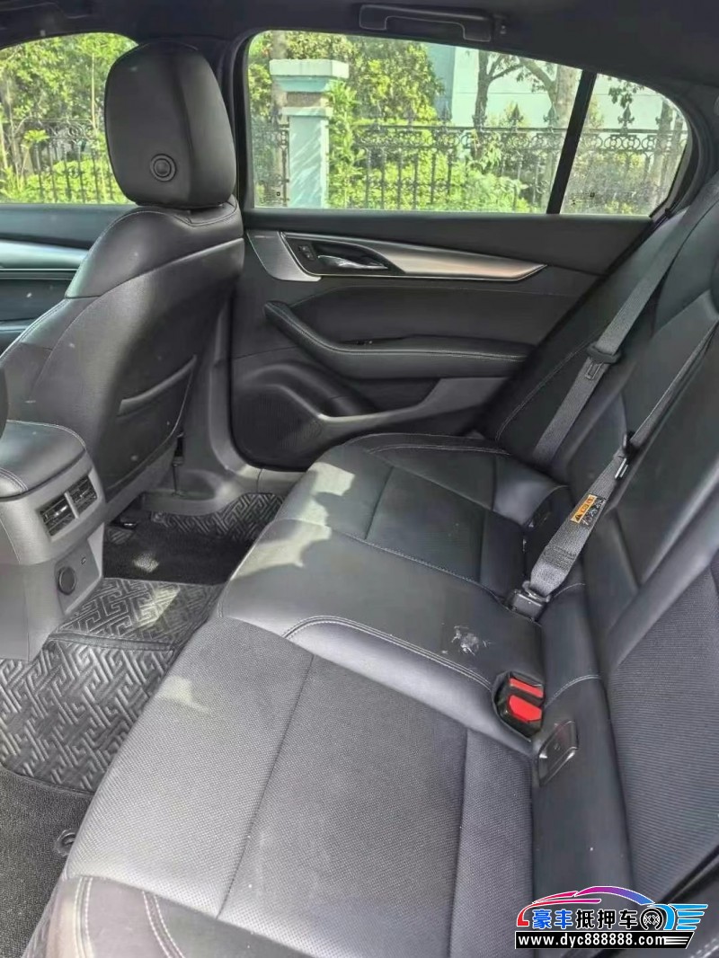 21年凯迪拉克CT5轿车抵押车出售