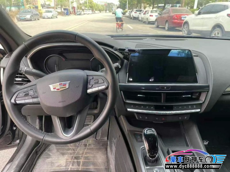 22年凯迪拉克CT5轿车抵押车出售