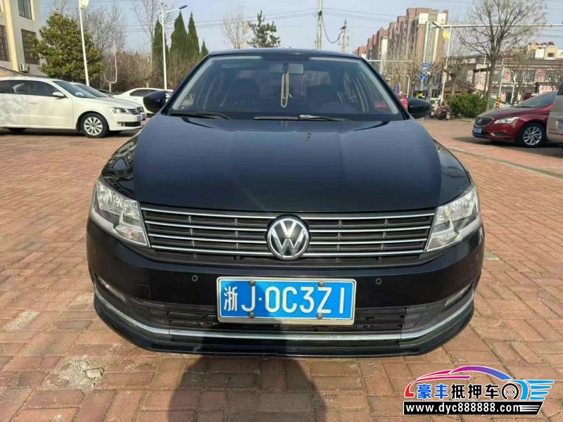 17年大众朗逸轿车抵押车出售