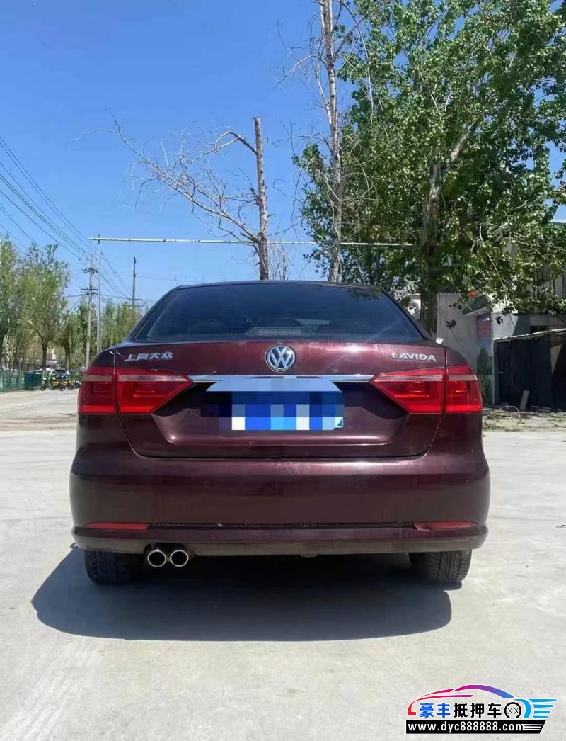 13年大众朗逸轿车抵押车出售