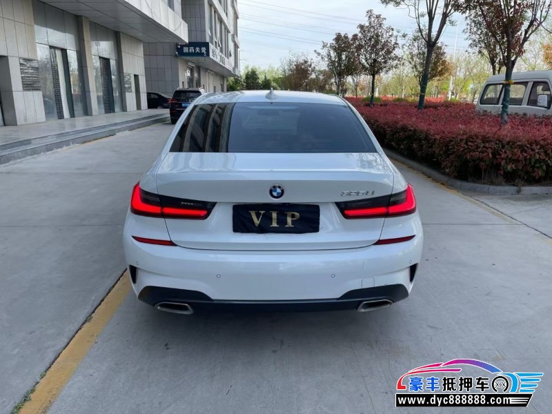 20年宝马3系轿车抵押车出售
