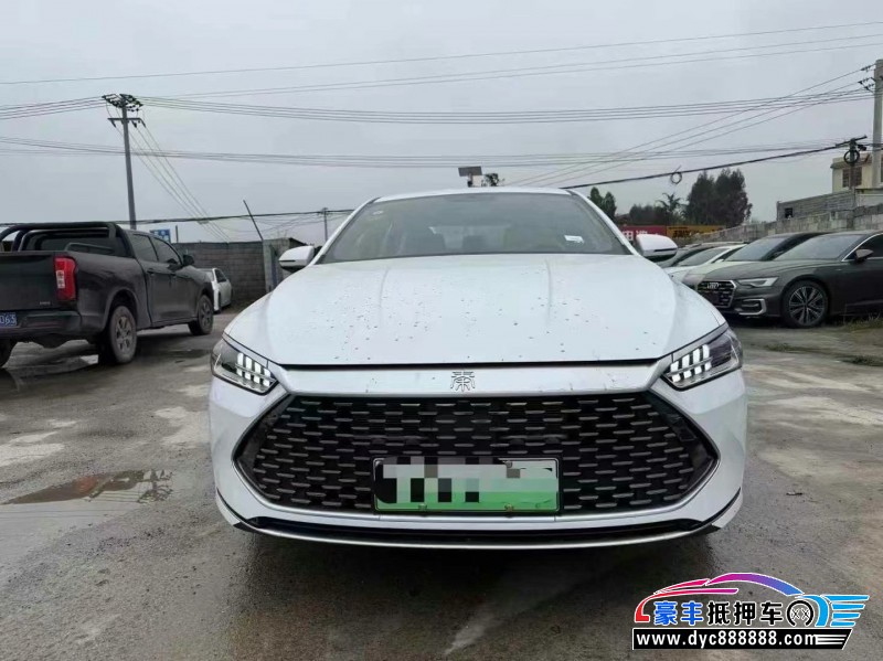 25年比亚迪秦轿车抵押车出售