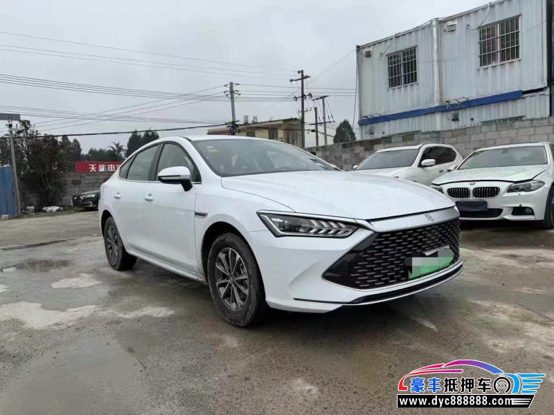 25年比亚迪秦轿车抵押车出售