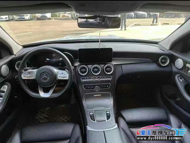 25年奔驰C轿车抵押车出售