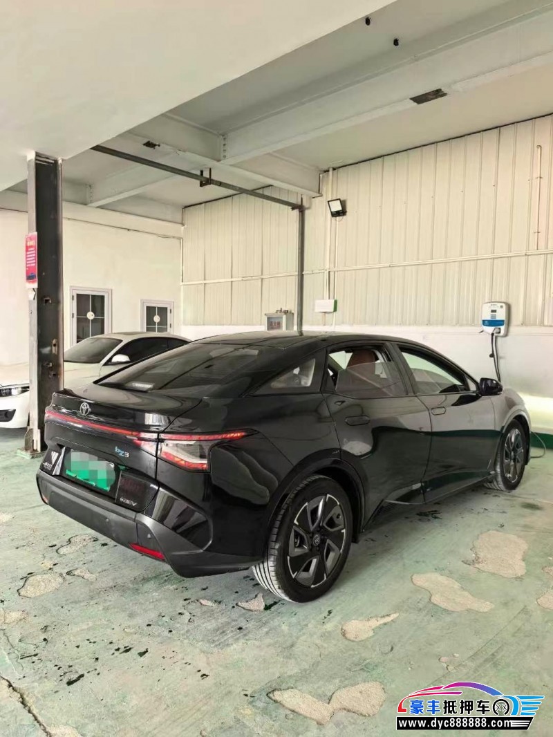 24年丰田BZ3轿车抵押车出售