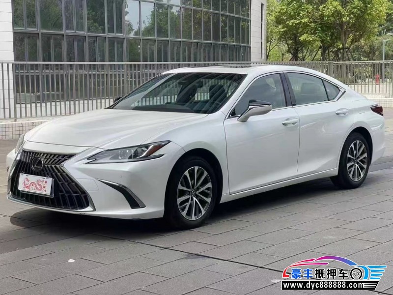 22年雷克萨斯ES轿车抵押车出售